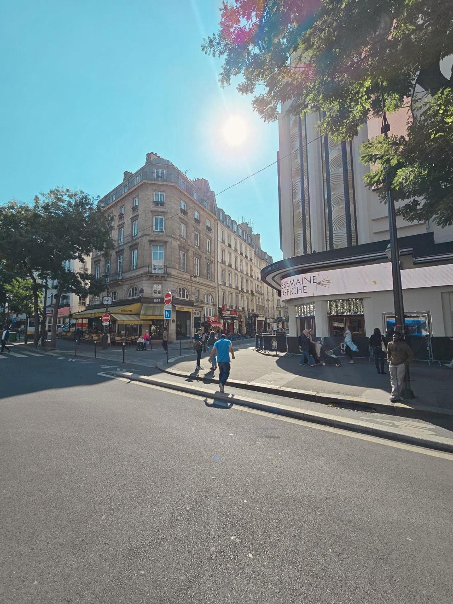 Studio Grand Rex Leilighet Paris Eksteriør bilde